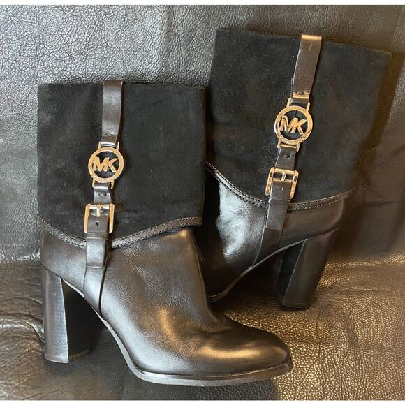 Michael Kors FULTON BOOTIES Suede/ Leather Ankle Boots Women Sz US 8.5-M Buckle - Picture 3 of 16